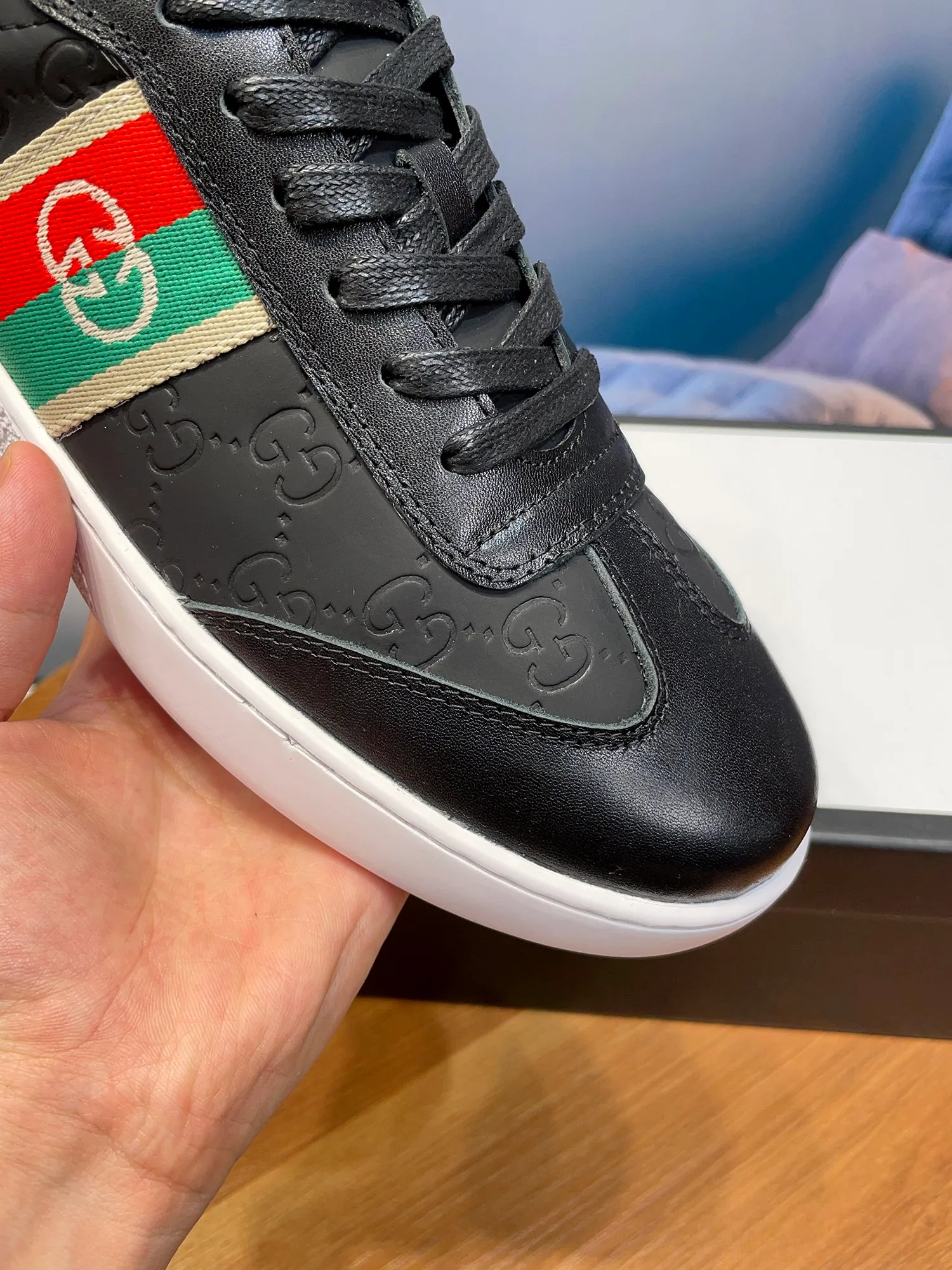 Factory price: 400💰New model is here again! [Gucci Sports Men's Shoes] Gucci fashionable casual men's shoes🇨🇳Original 1:1 mold, new model debuts first💯Not high-profile but avant-garde, simple, low-key and fashionable, super versatile style🌿Made of first-layer cowhide➕Sheepskin lining🎋The version is comfortable on the feet, first-class workmanship🍍Size 38-44, (customized 45)
